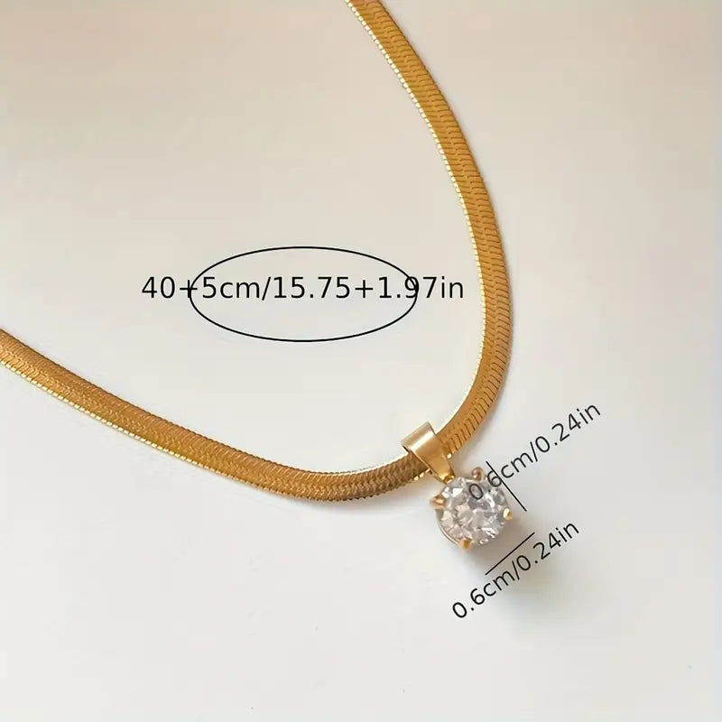 Colar com Pendente de Strass Elegante | Dourado