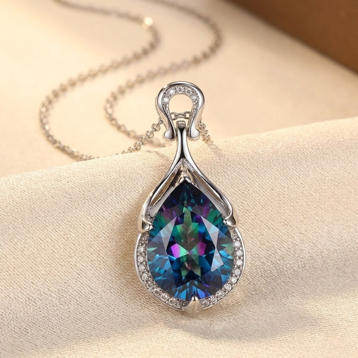 Colar de Gota de Safira Prateada