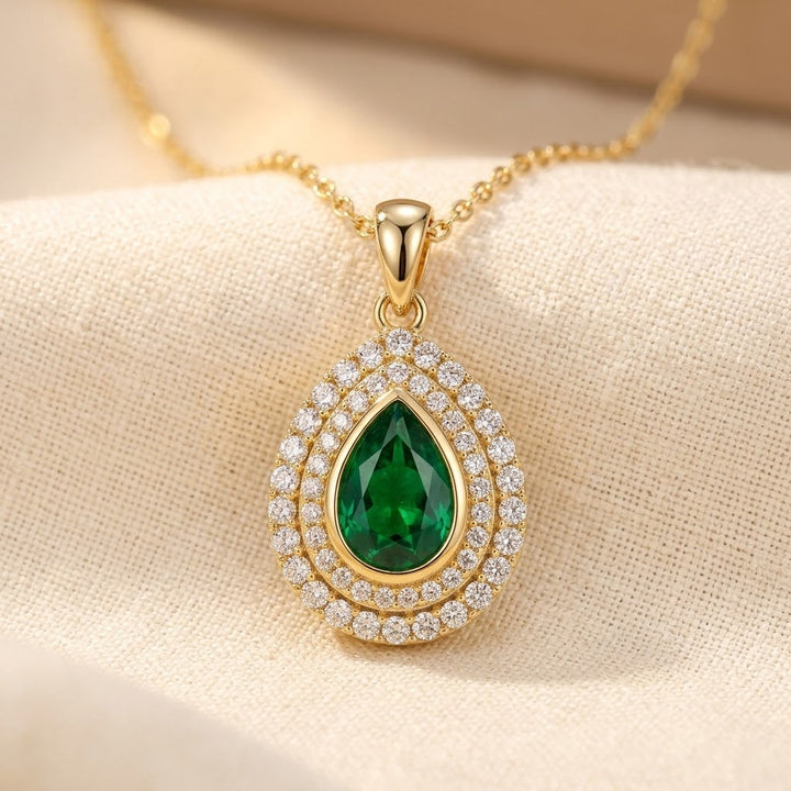 Colar Gota de Ouro e Esmeralda