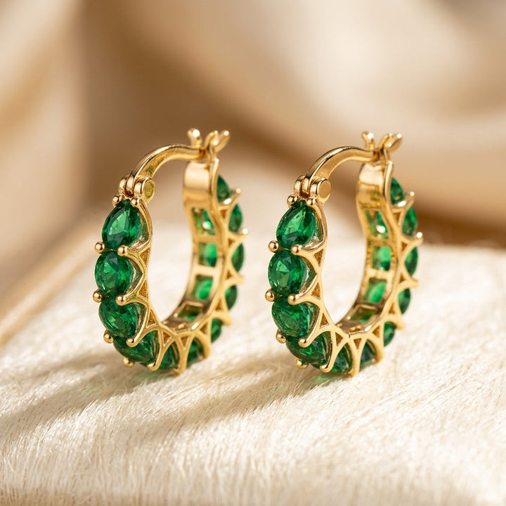 Brincos Hoop em Ouro e Esmeralda
