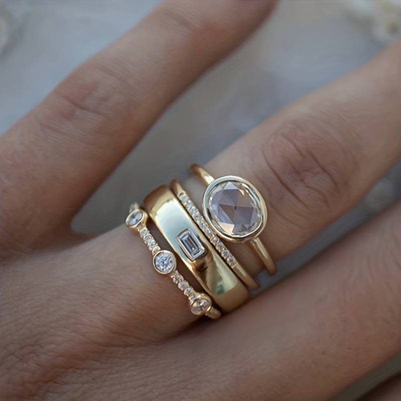 Lily - Conjunto de Anéis em Ouro Vintage e Zircônia