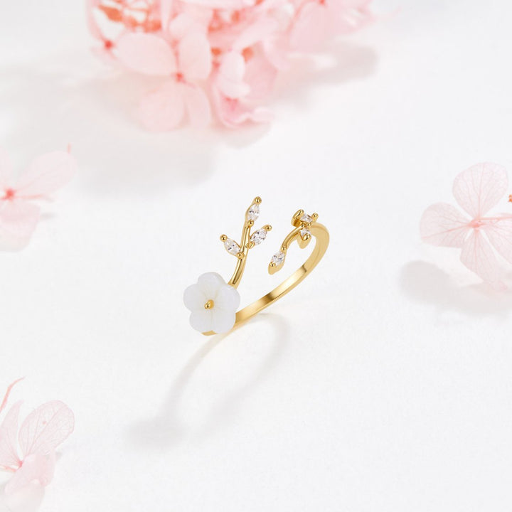 Anel Aberto em Ouro com Flores e Folhas